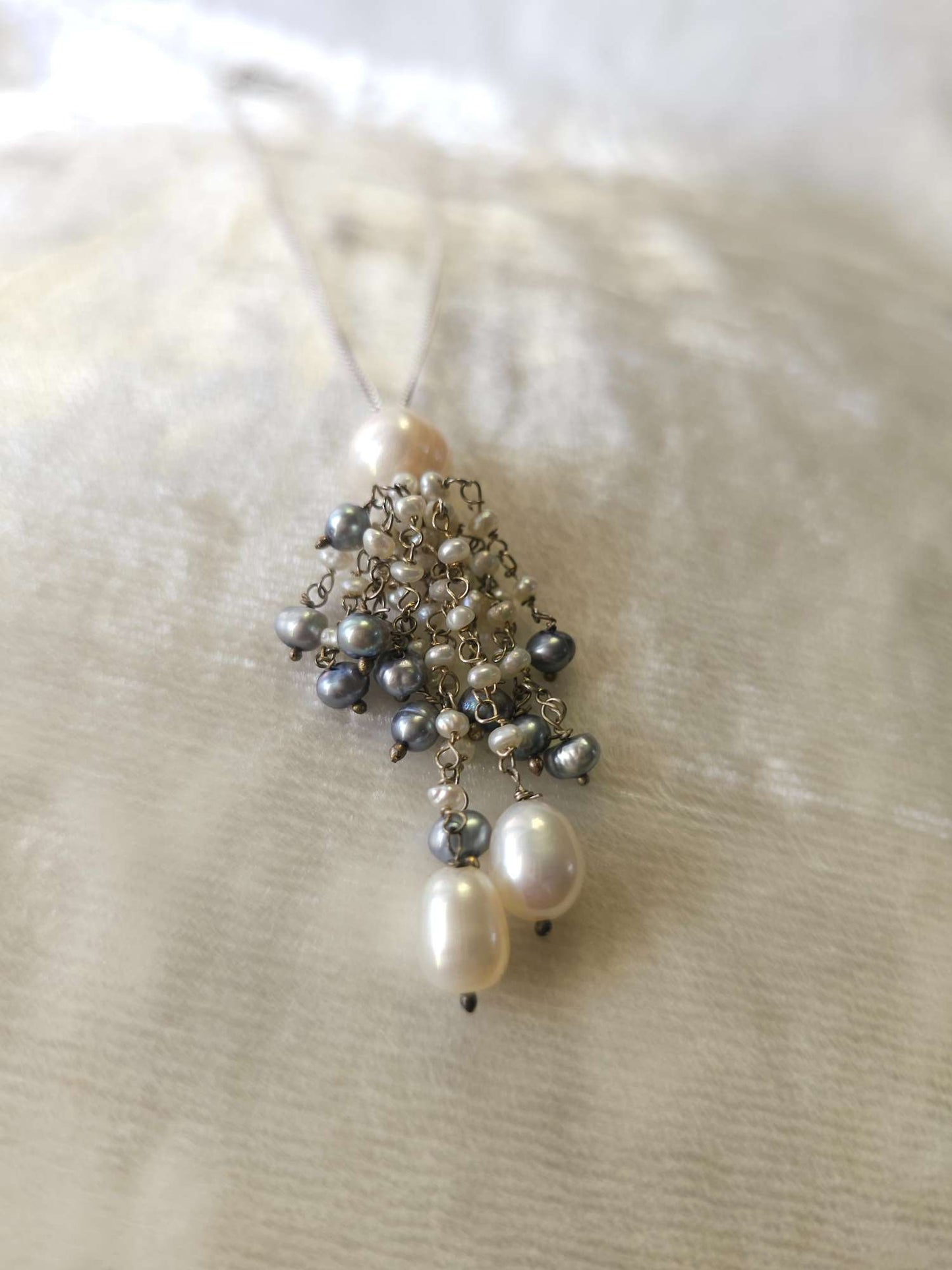 Grey pearl tassel unisex chain necklace