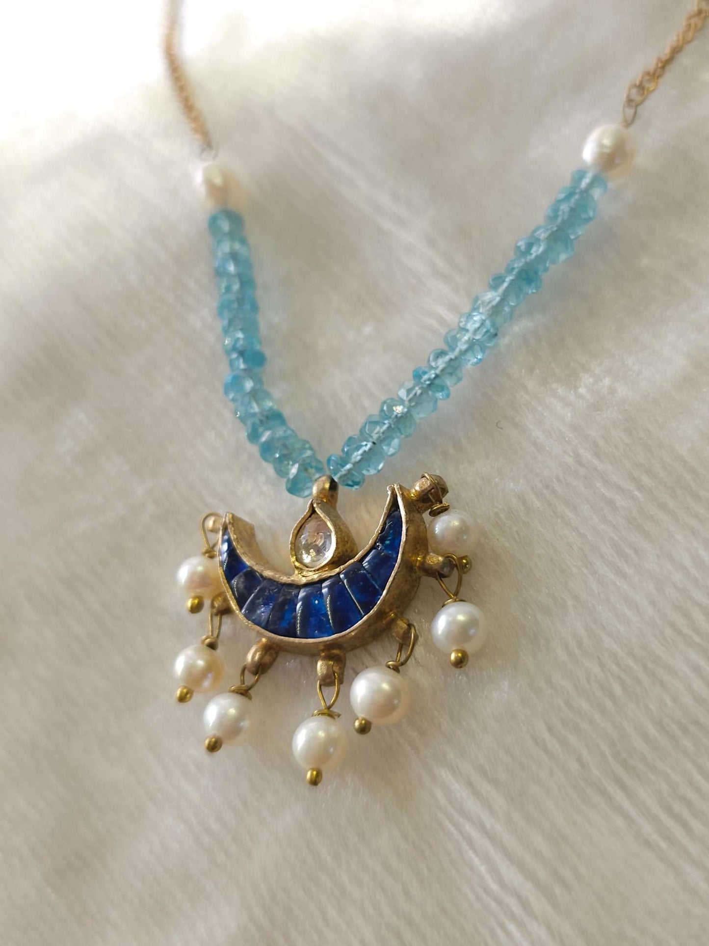 Blue topaz chain necklace