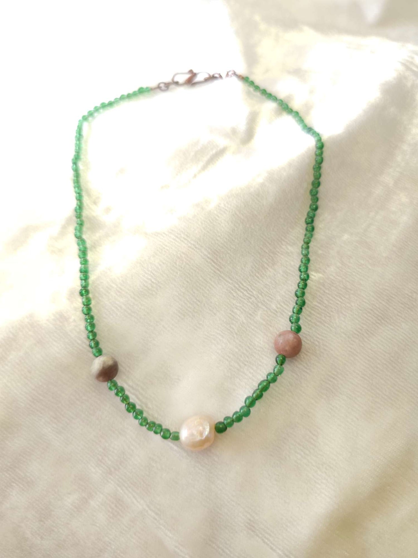 Green beach pearl necklace 2