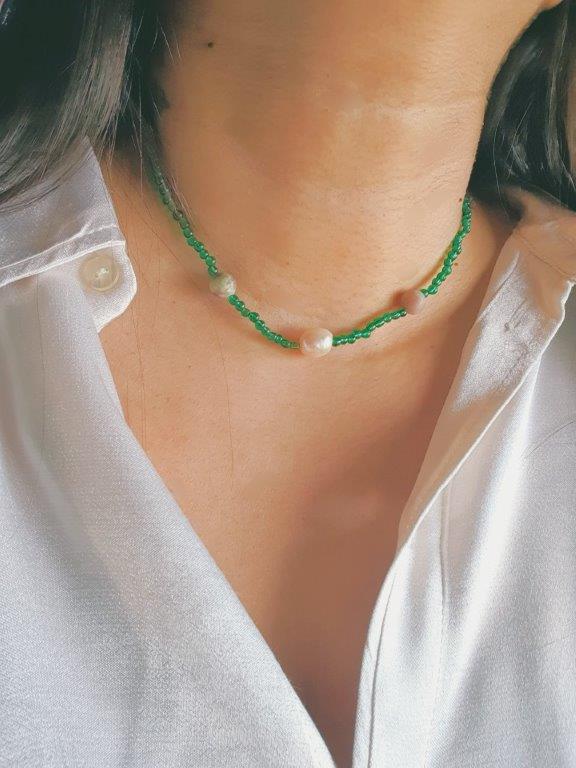 Green beach pearl necklace 2