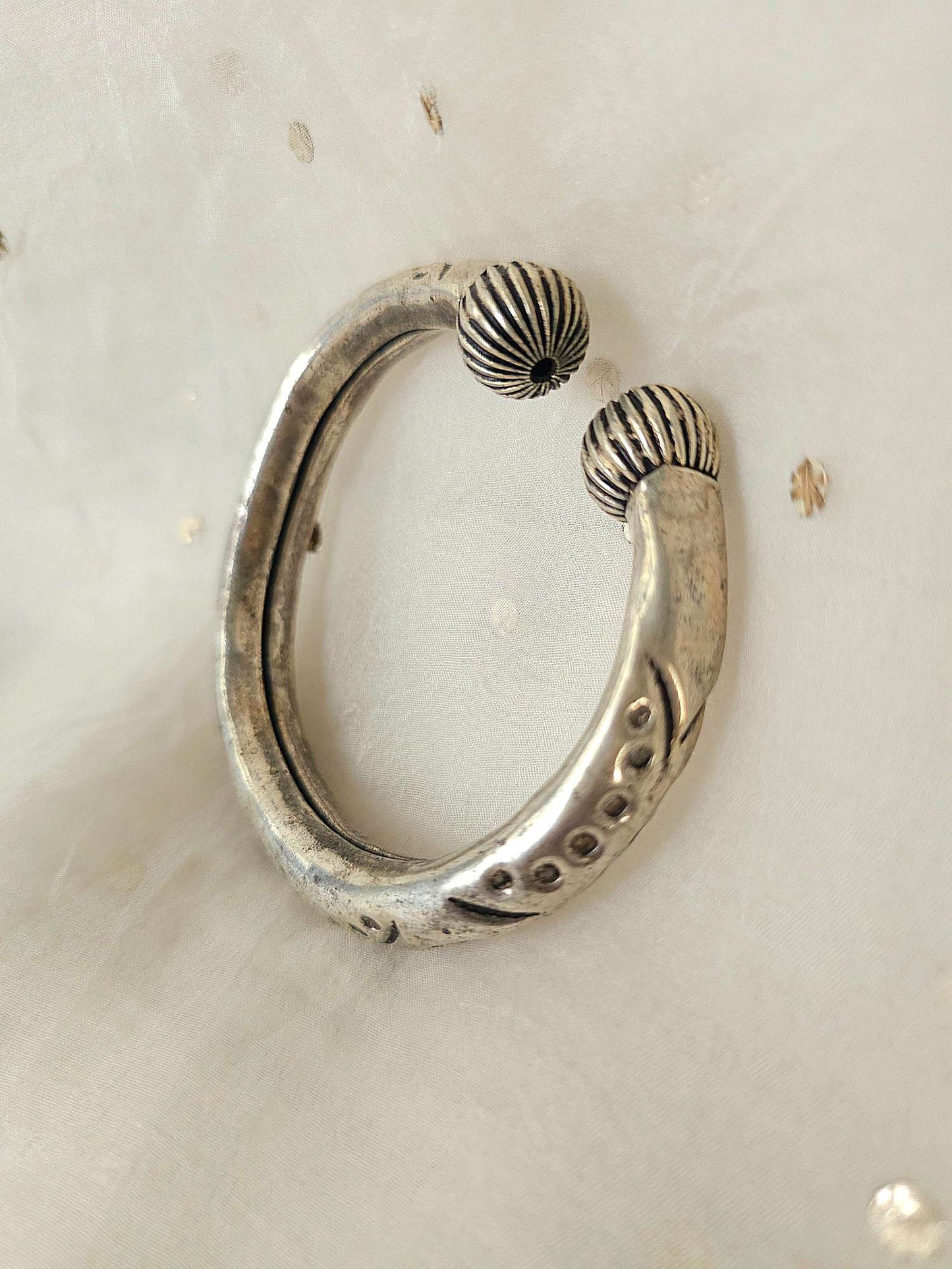Oxidized bangle