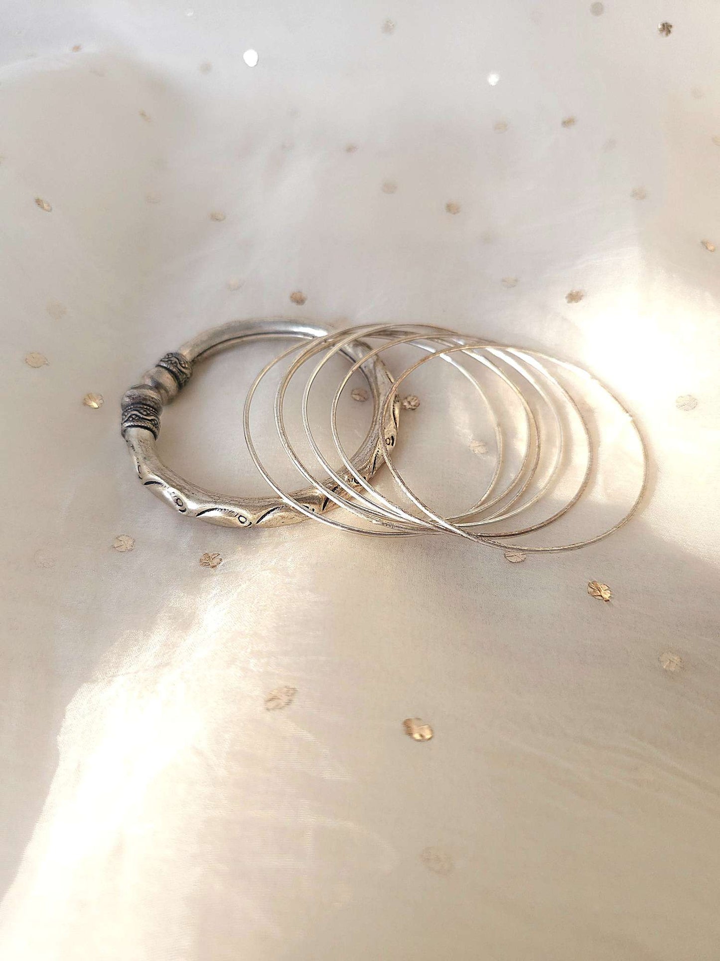 Oxidized bangle combo