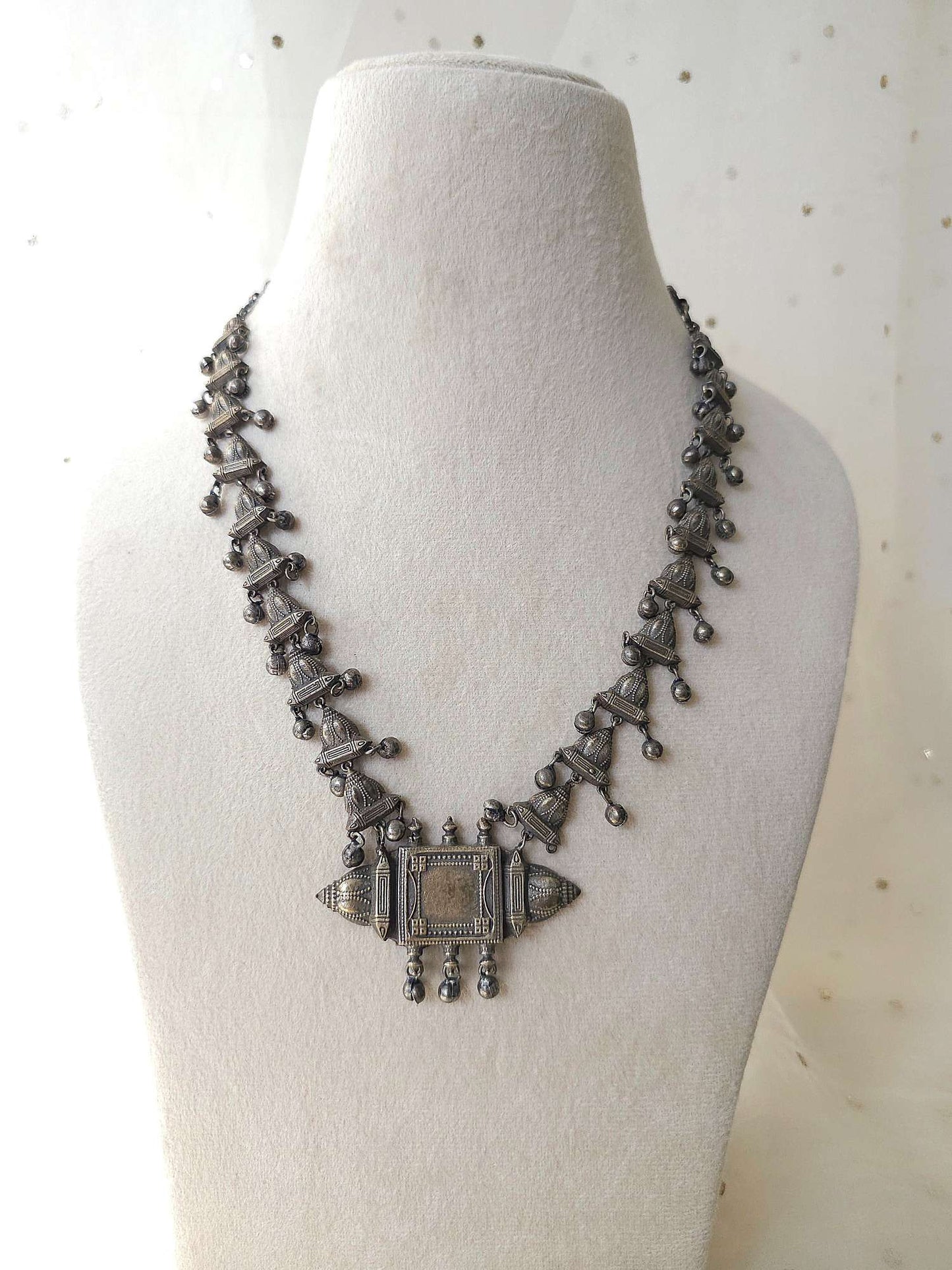 Oxidized necklace