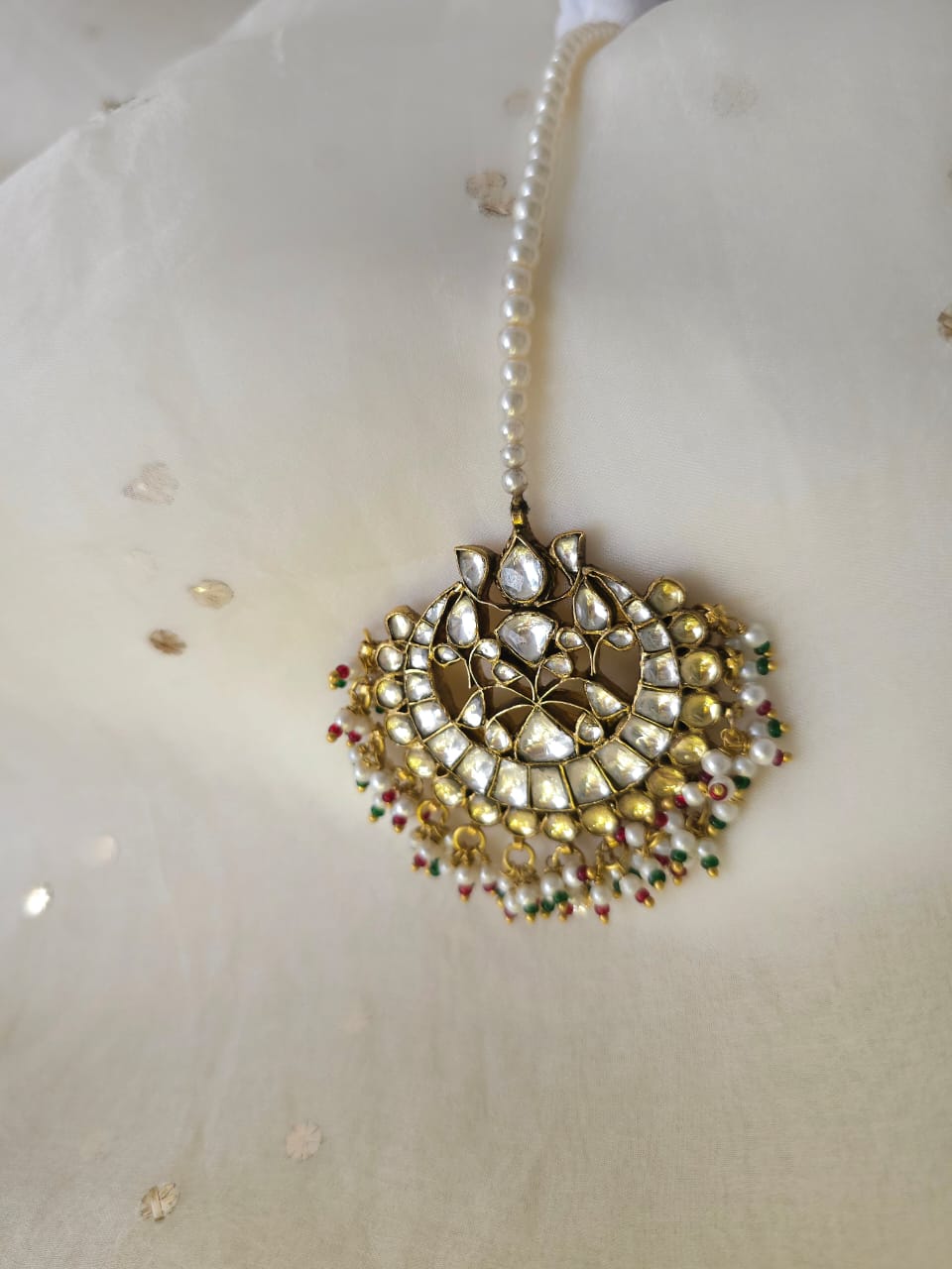 Raas leela chand tika