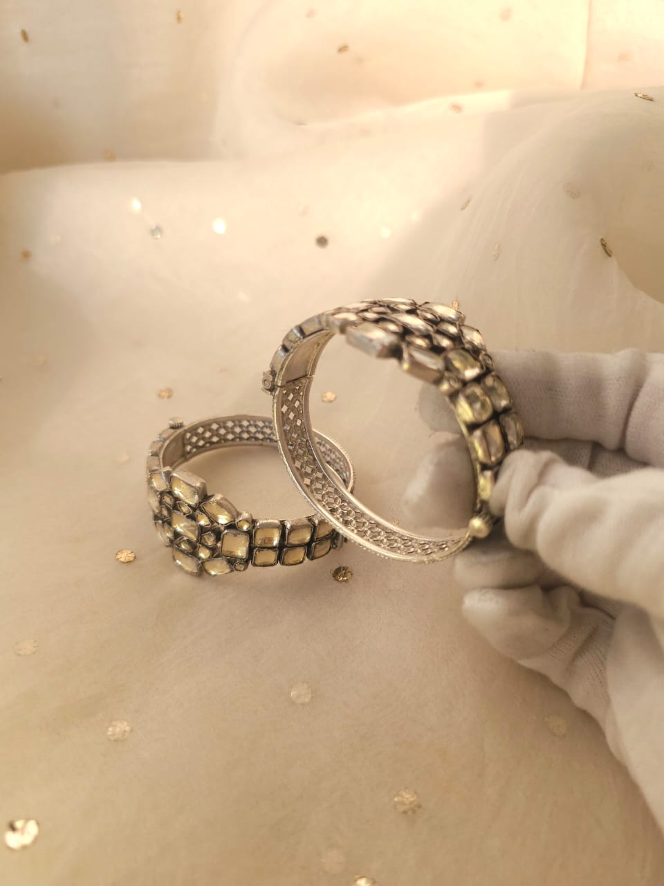 Jal mahal oval bangle