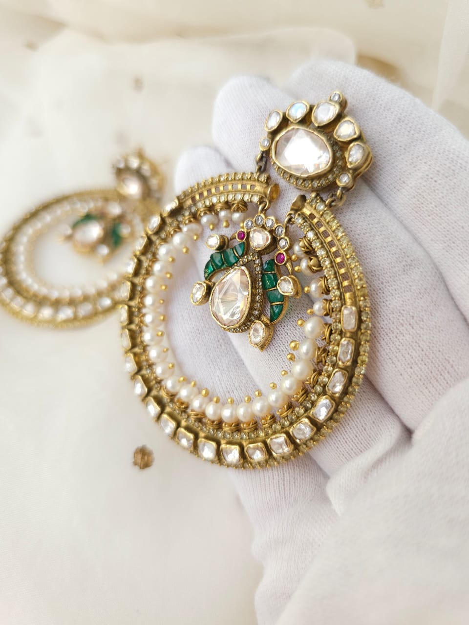 Shobha niwas illuminating chandbali