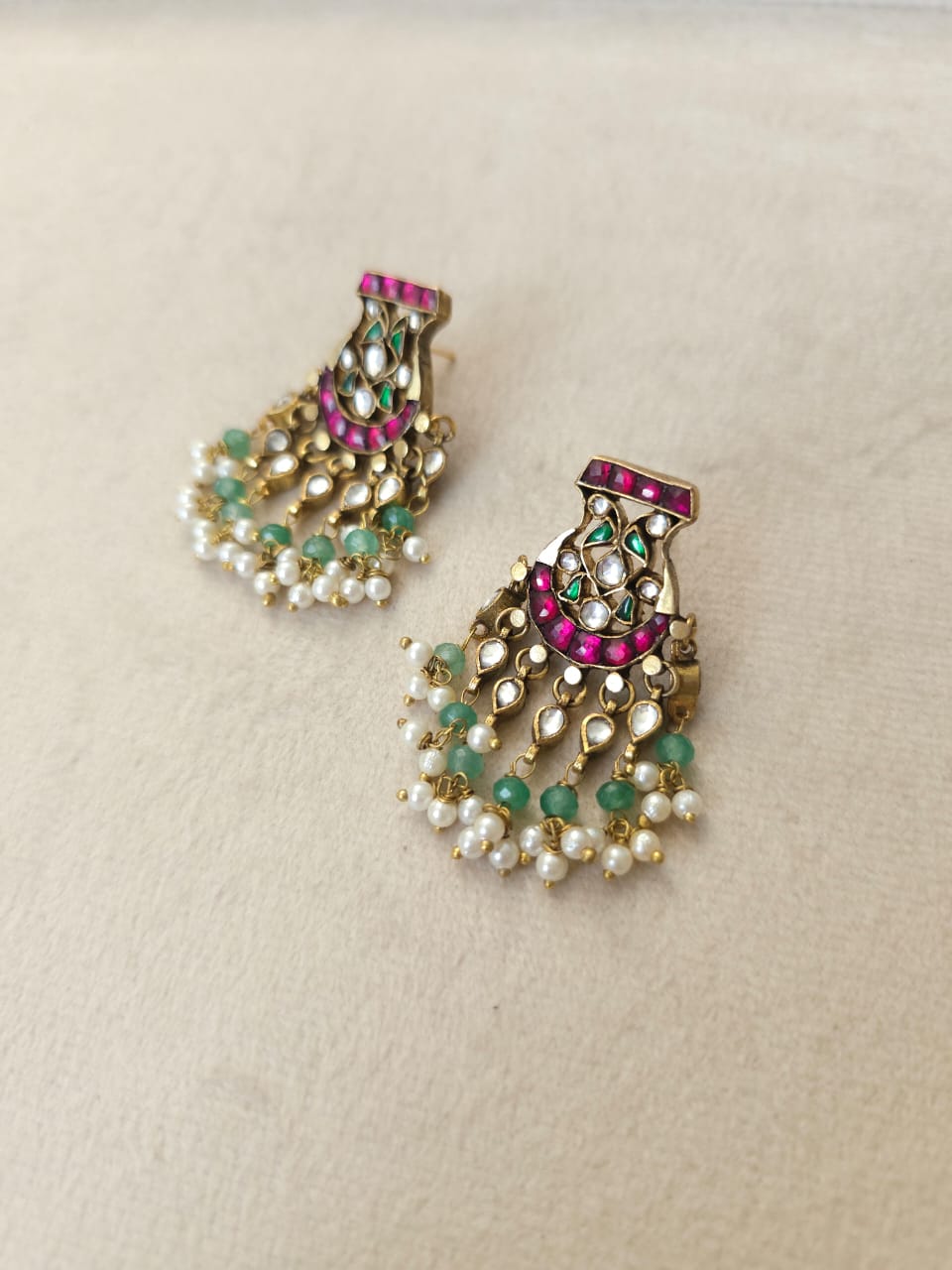 Pushkara rhodolite studs