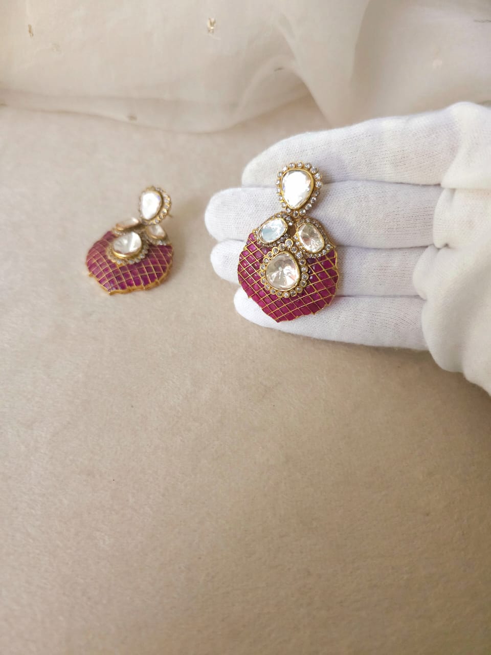 The rose dwar winter earrings