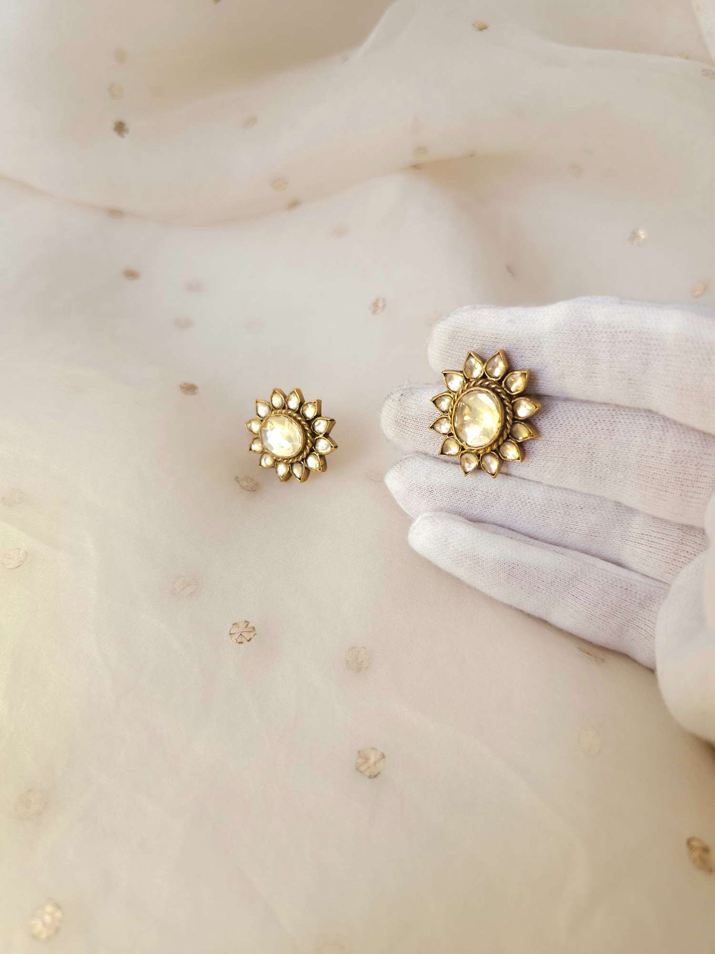 Golden accent studs