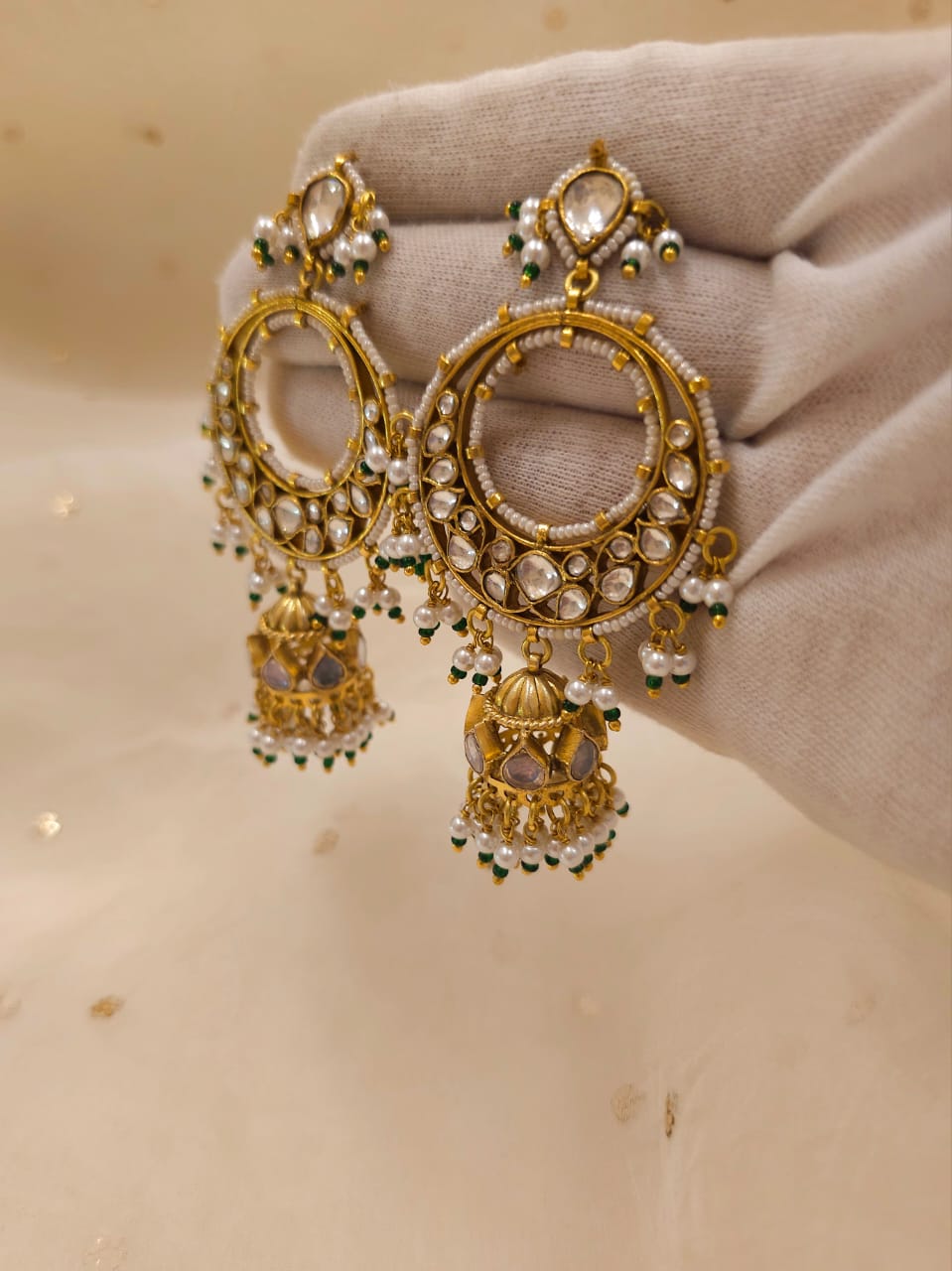 Madhuvan jhumka chandbali