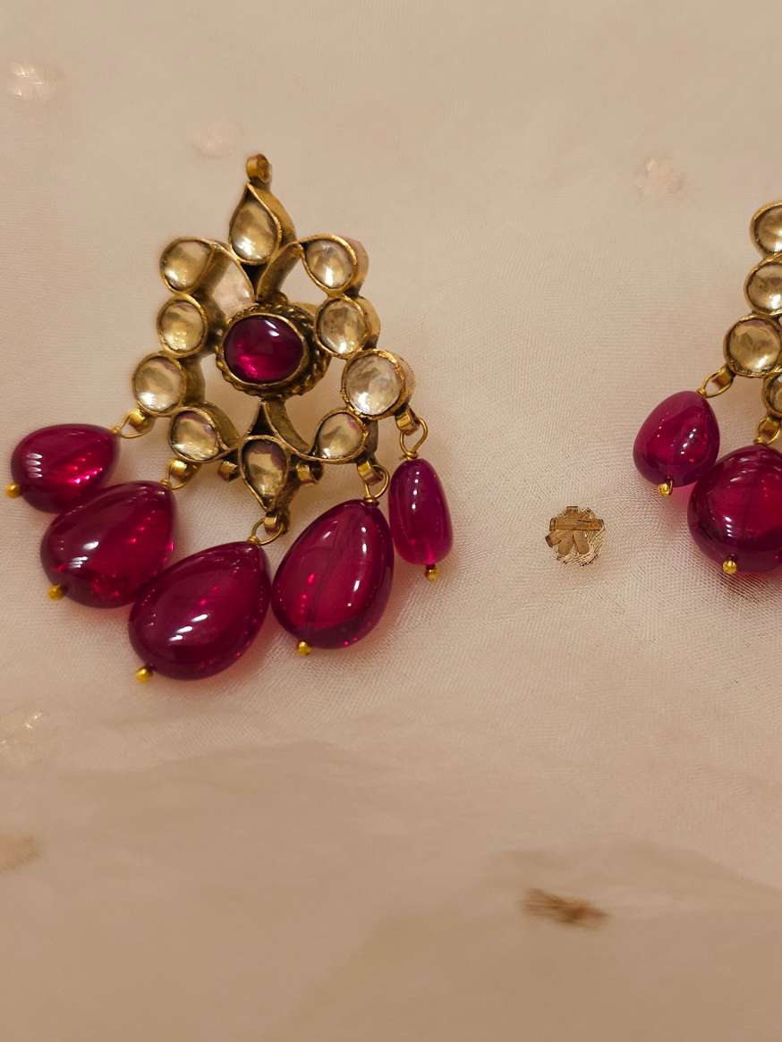 Shiraz lumi spinel studs