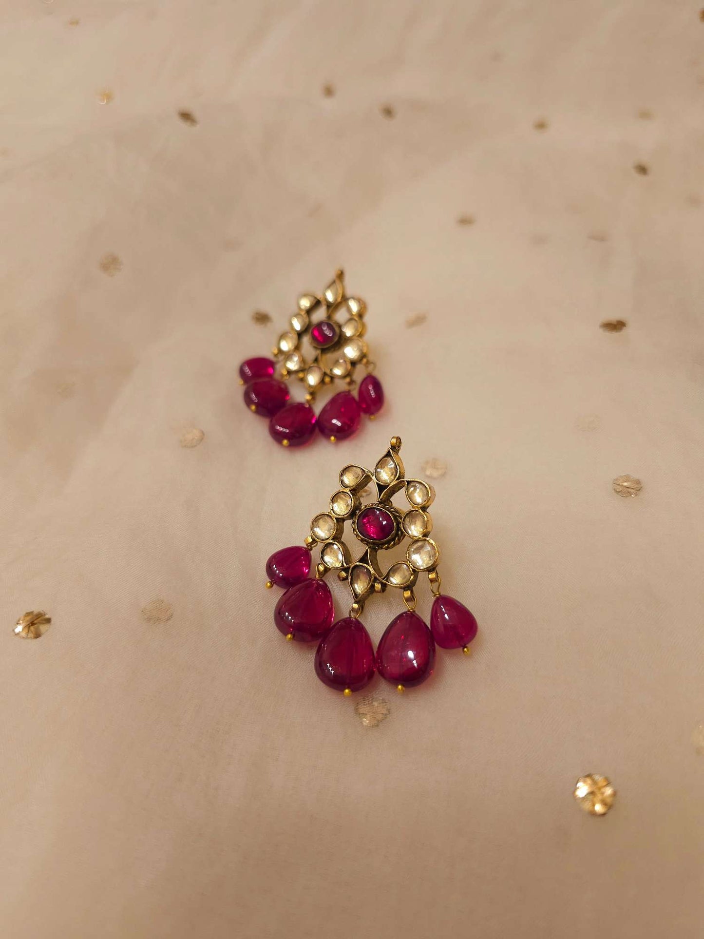 Shiraz lumi spinel studs