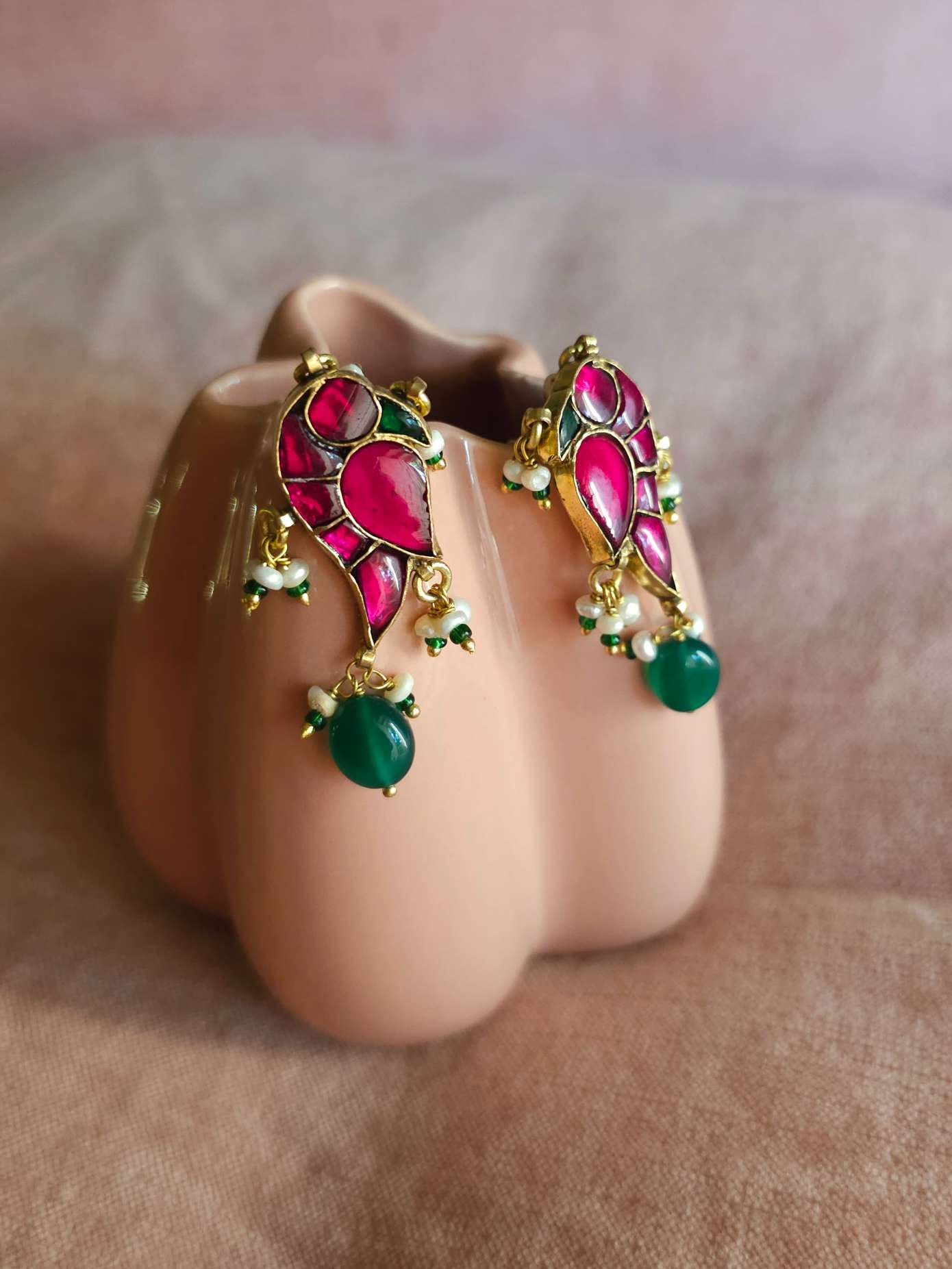 Red rio studs