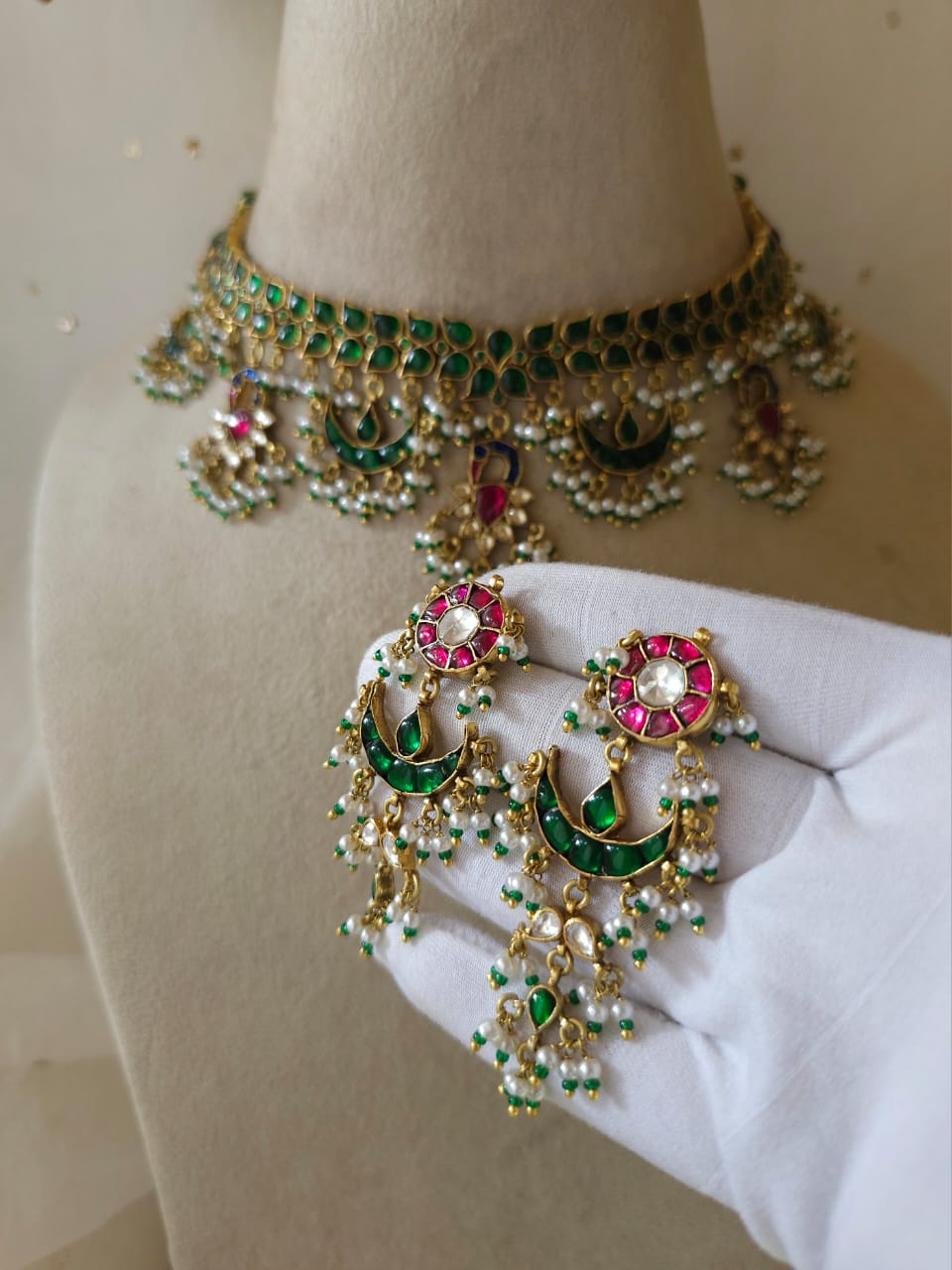 Harit-kama necklace