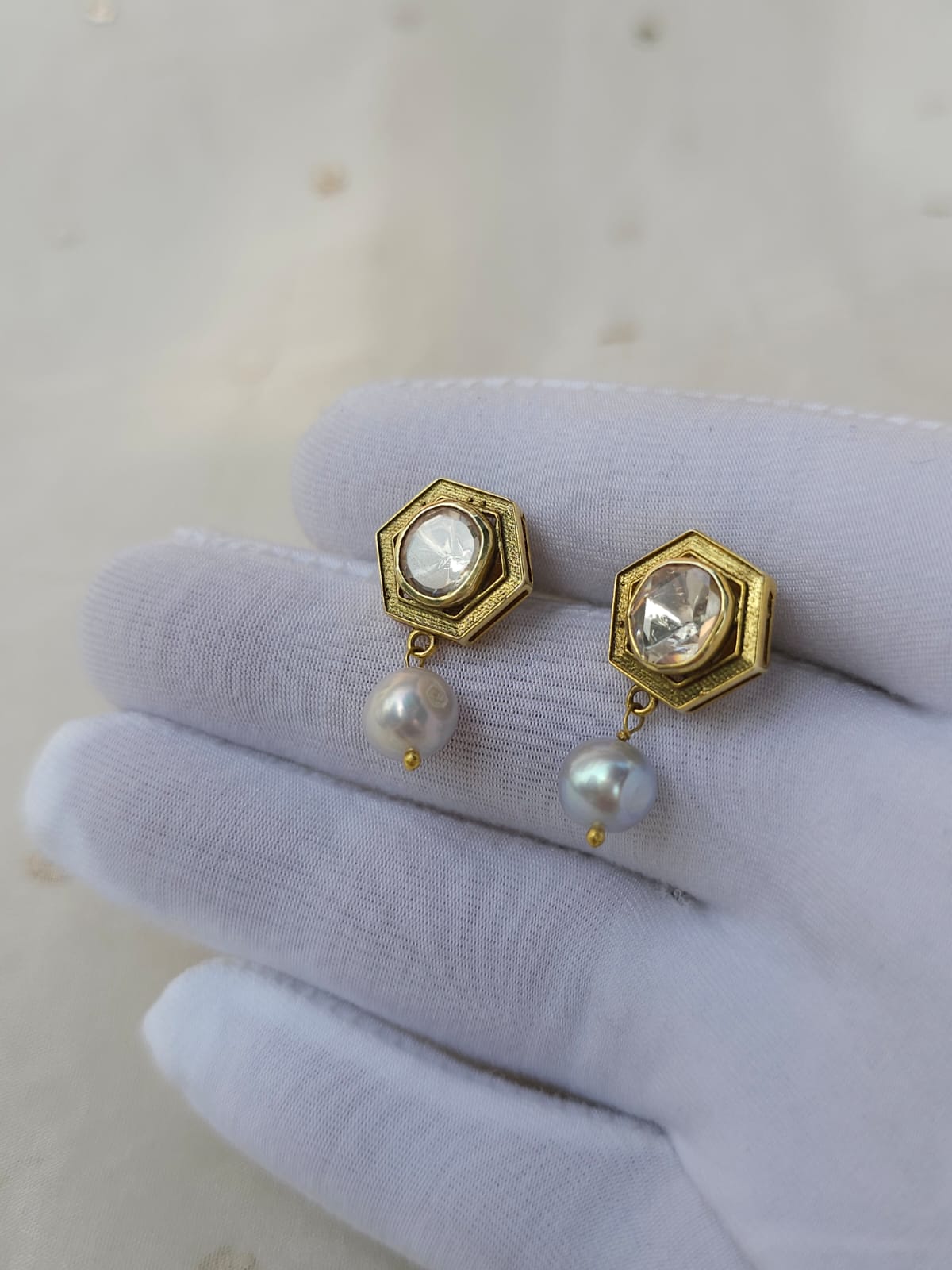 Sukh niwas silver studs