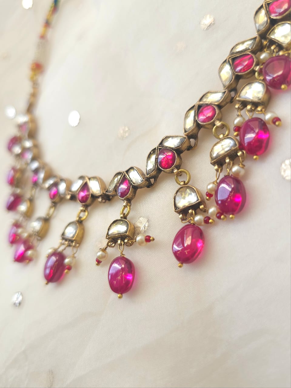 Manik-Maya necklace set