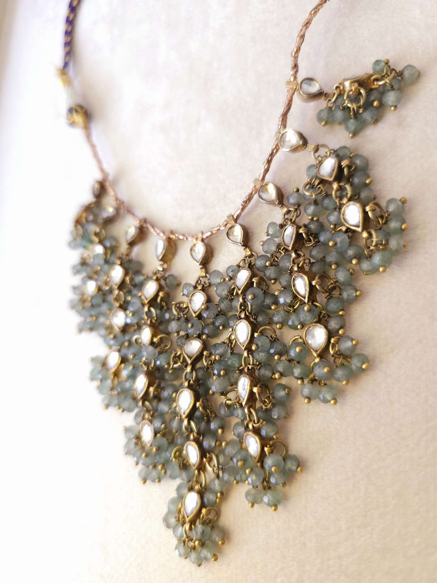 Muscat berry necklace