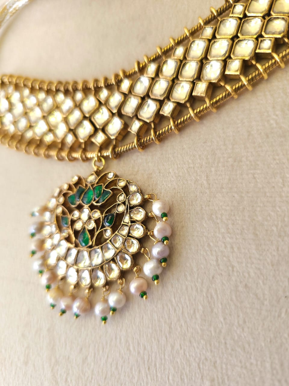 Paan kamal necklace