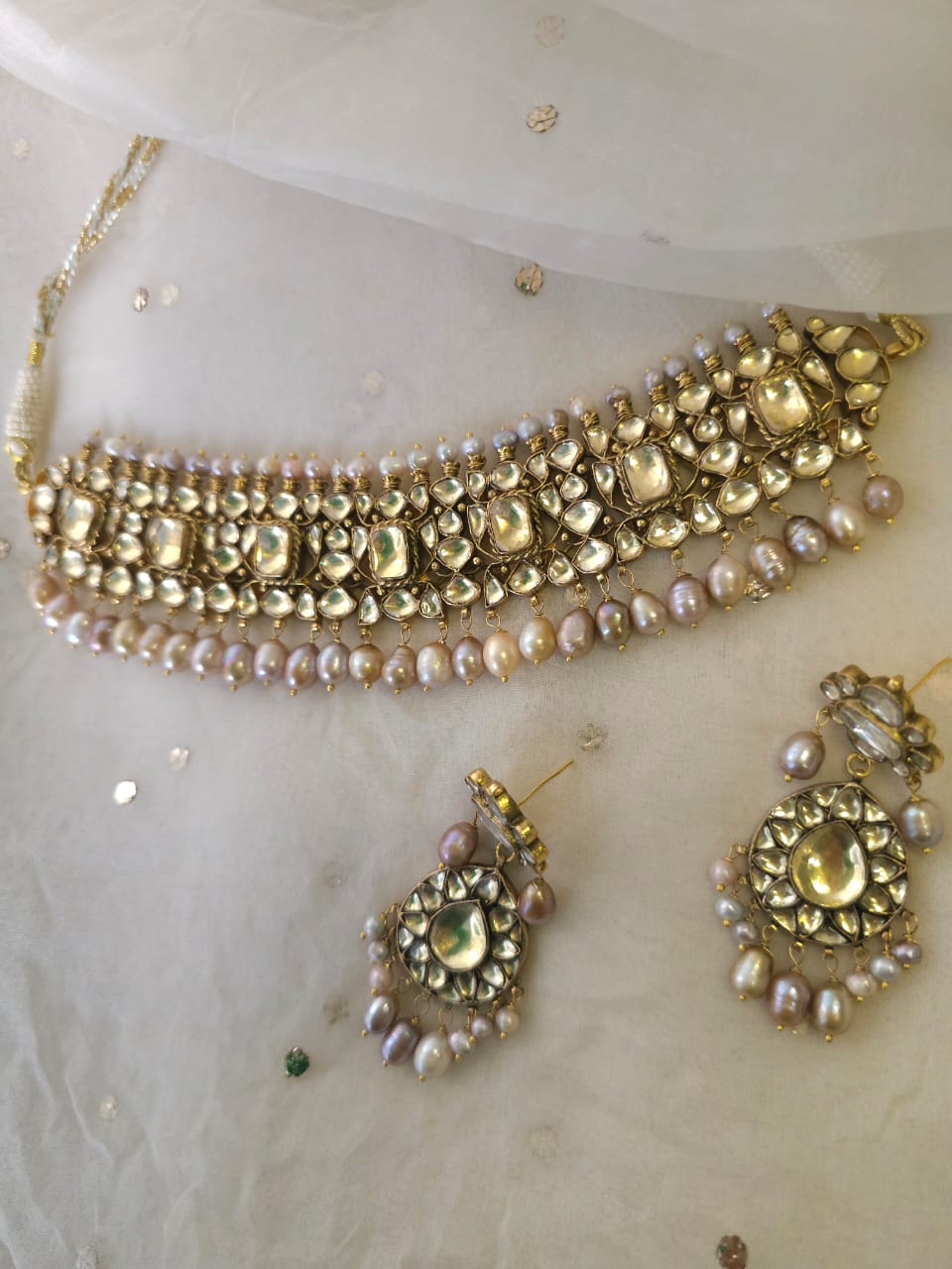 The galta gate silver necklace set