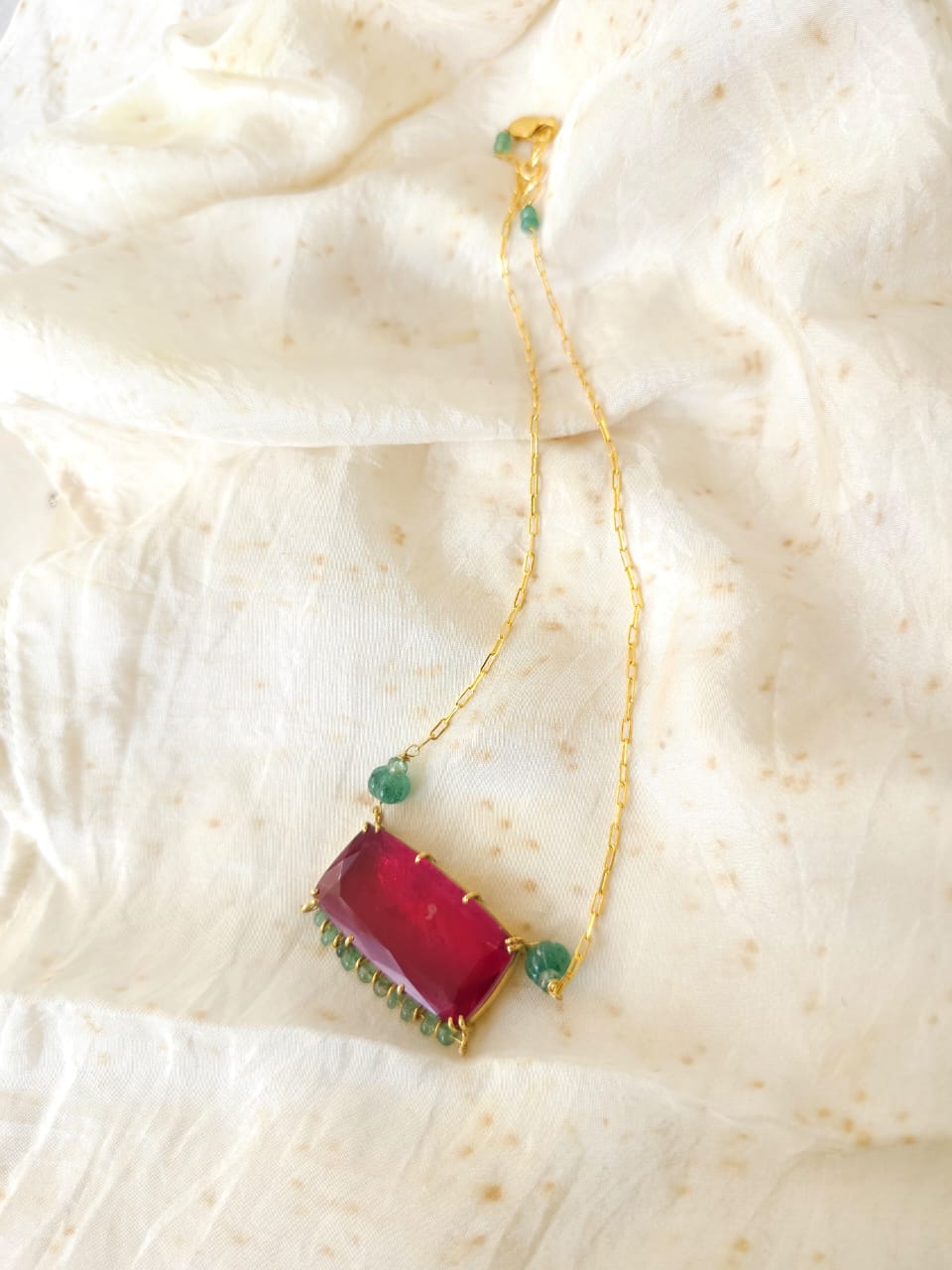 Shiraz amulet unisex silver necklace