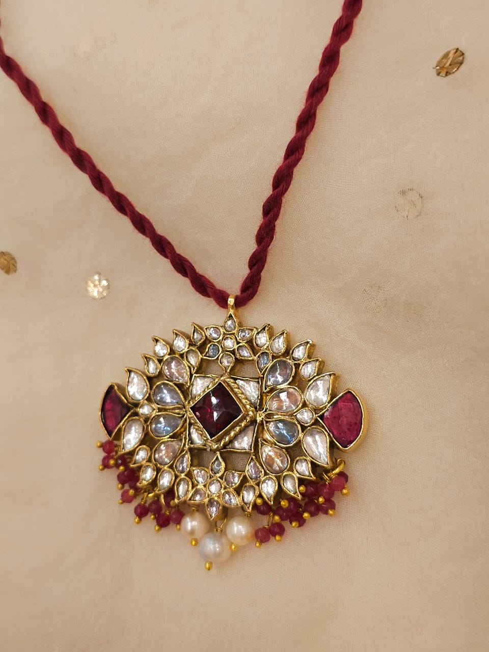 Har singaar mahogany necklace
