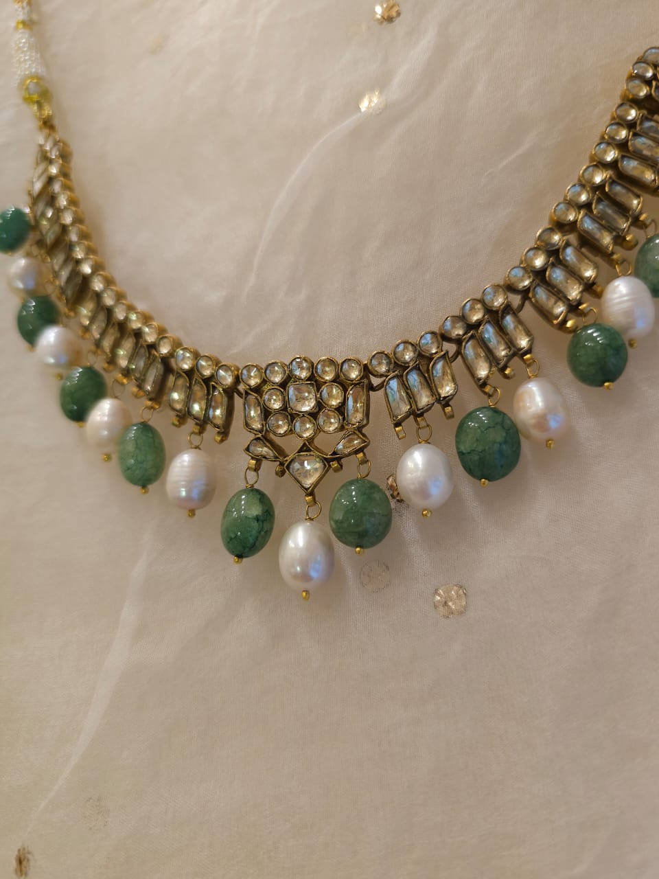 Falak haar pearl necklace