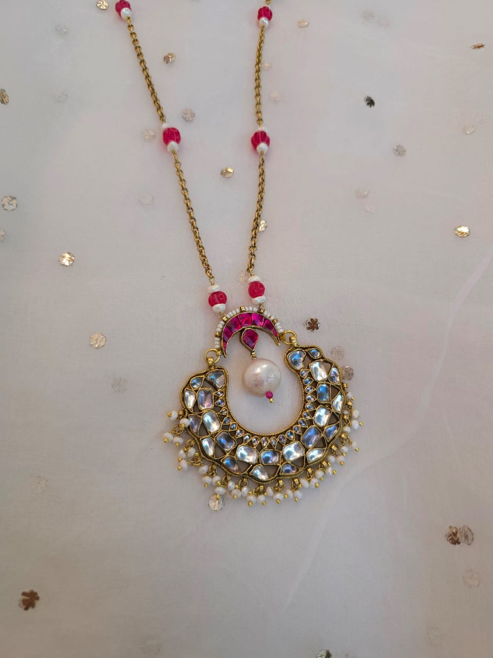 Ved-soma pendant necklace