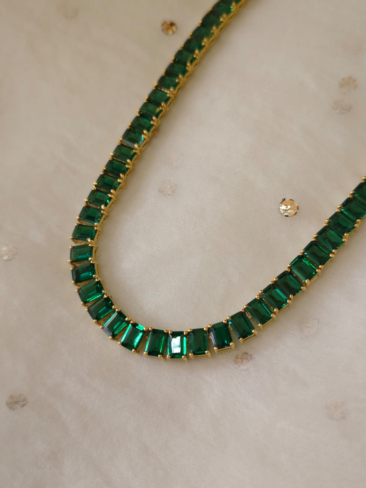 Sawai tennis necklace