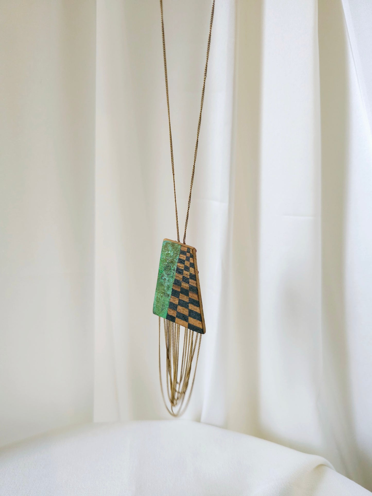 SOL UNISEX NECKLACE 03