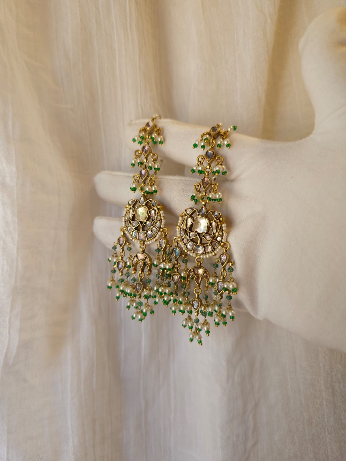 Queen ayesha totem earrings