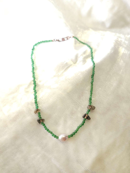 Green beach pearl necklace