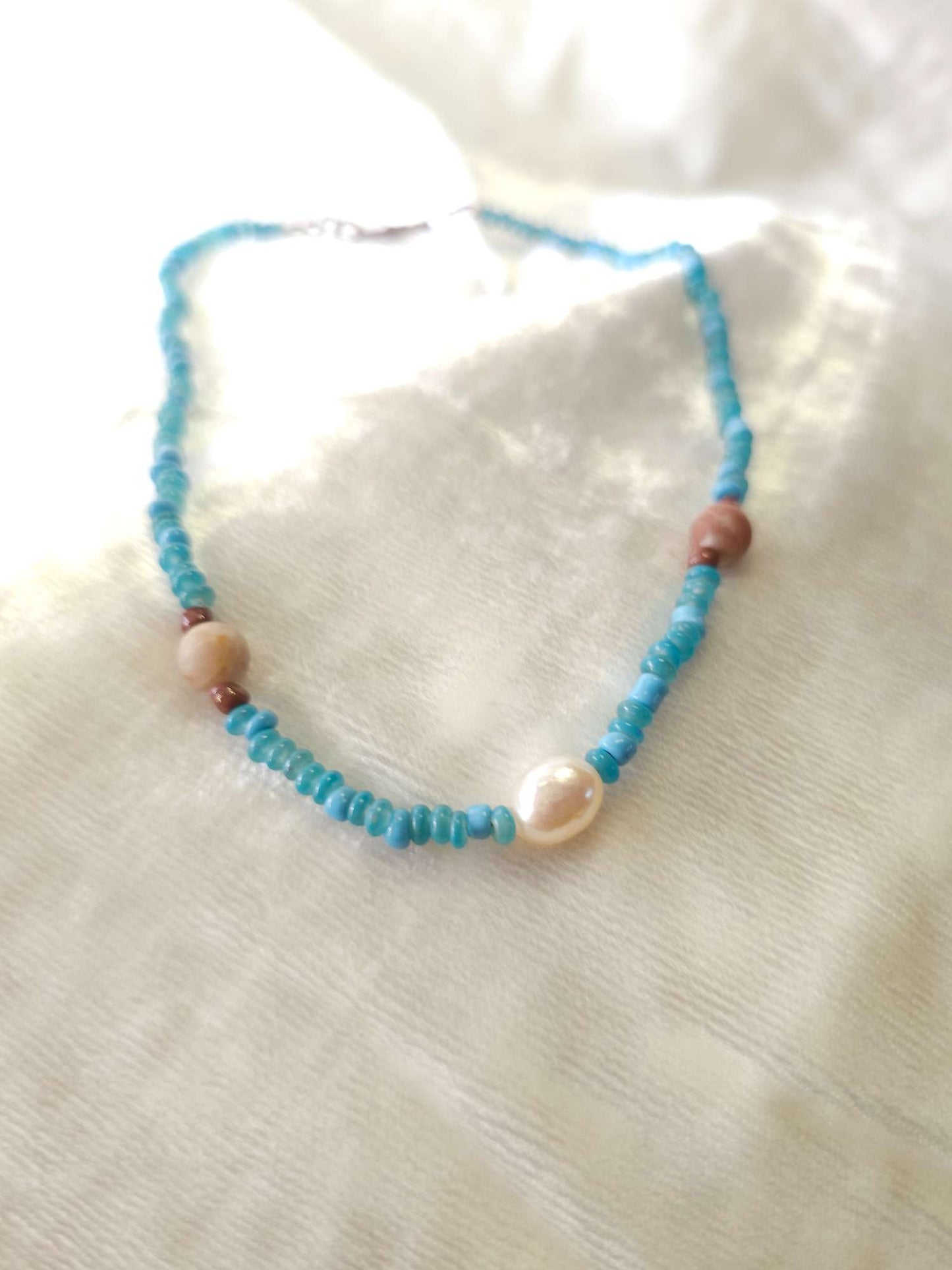 Sky beach pearl necklace 2