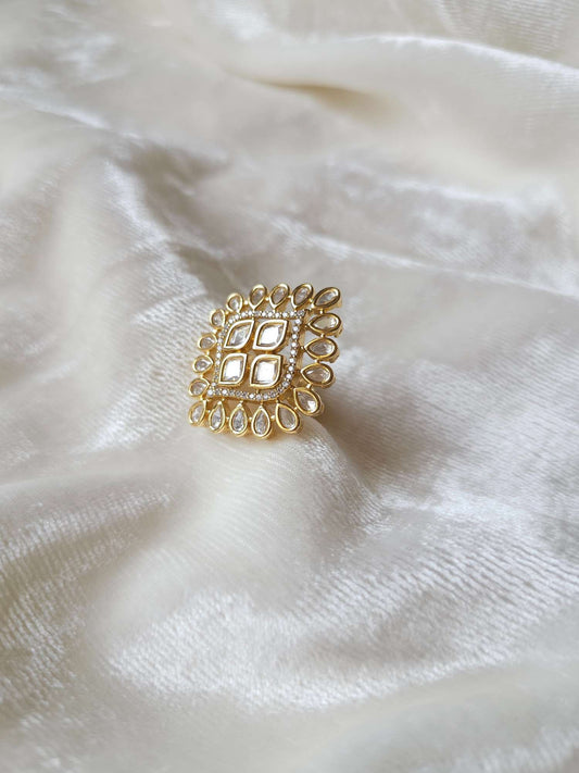 Kundan cocktail ring