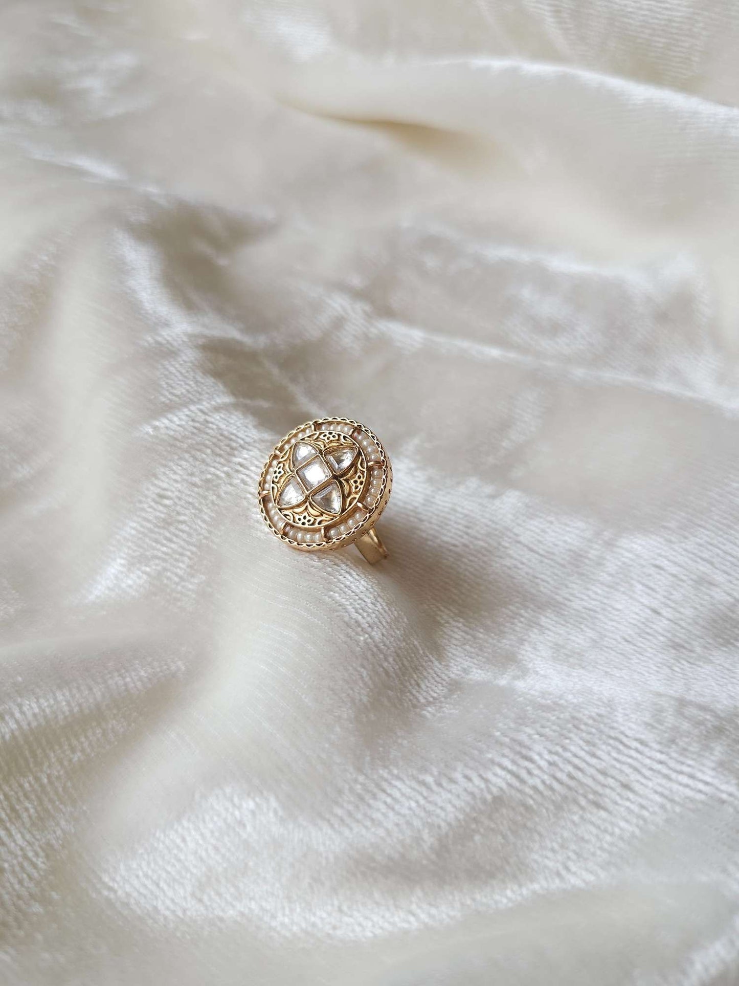 Kundan cocktail ring