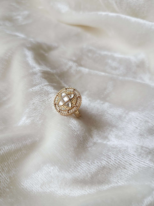 Kundan cocktail ring