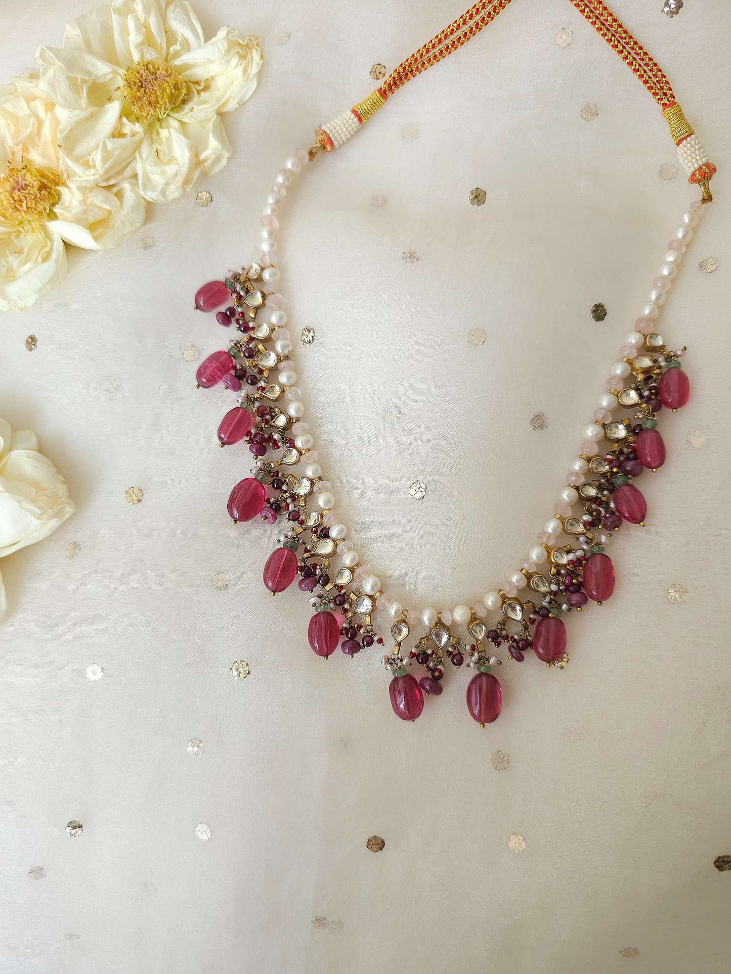 Agara apple necklace