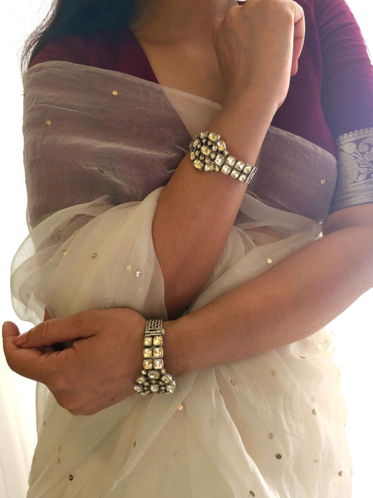 Jal mahal oval bangle
