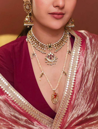Chandpole blush necklace