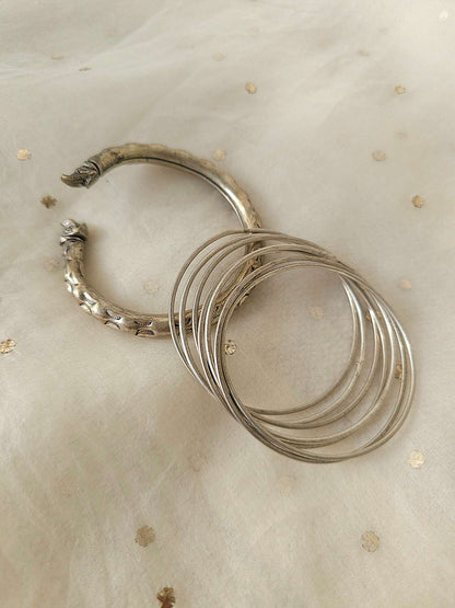 Oxidized bangle combo