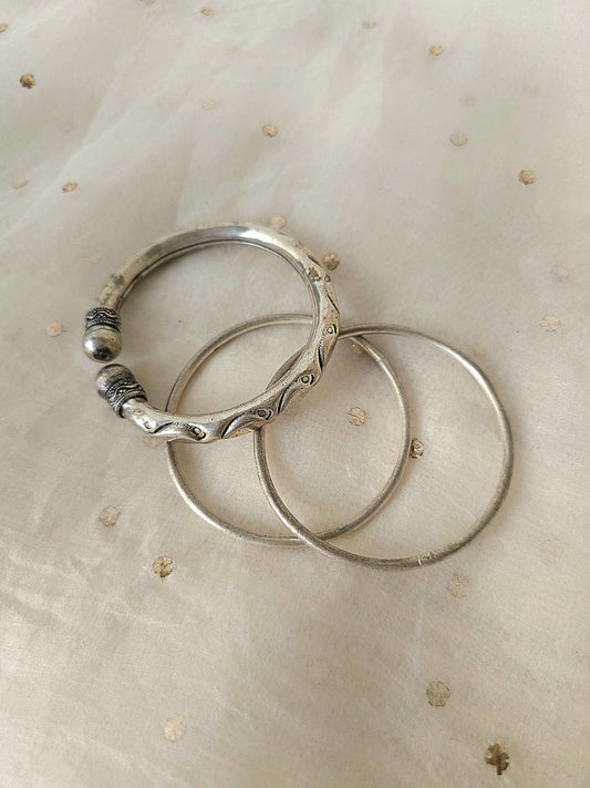 Oxidized bangle combo