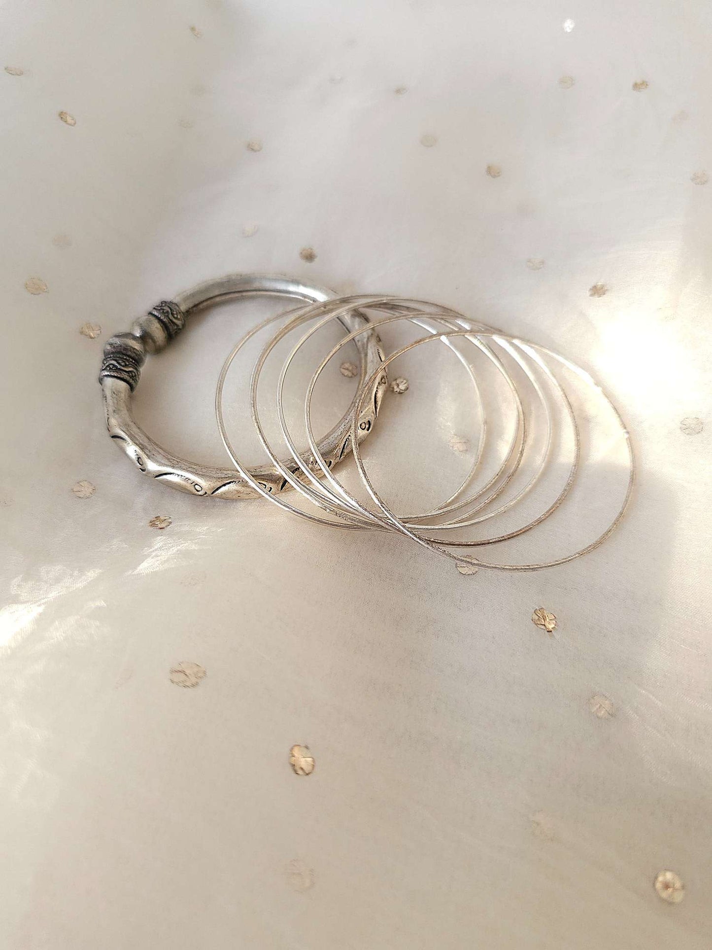 Oxidized bangle combo