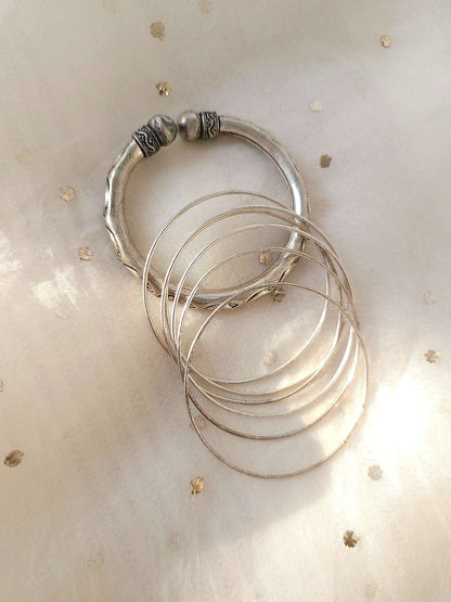 Oxidized bangle combo