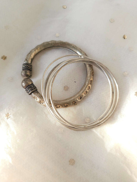 Oxidized bangle combo