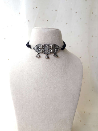Oxidized necklace