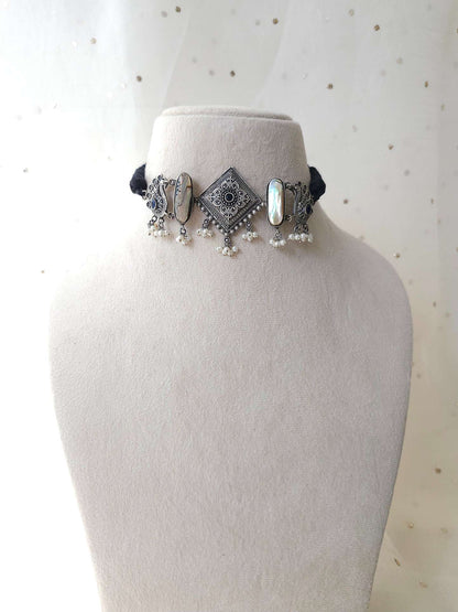 Oxidized necklace