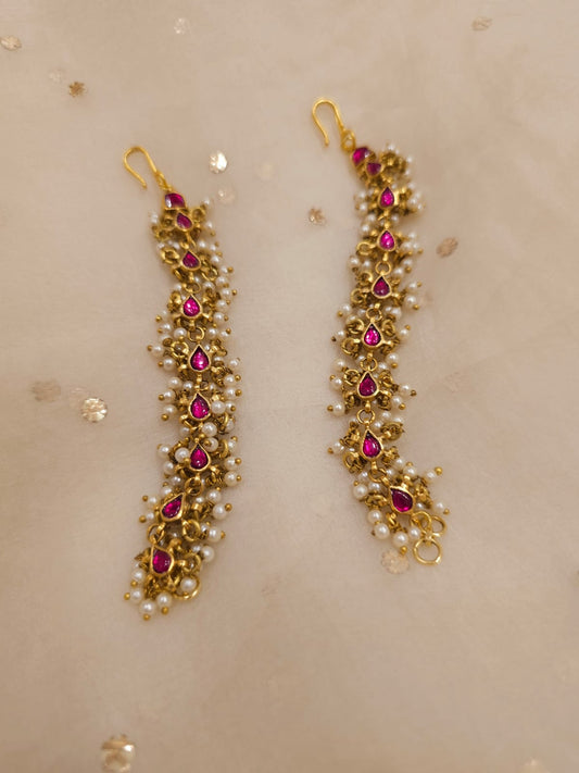 Manik-maya ear chain