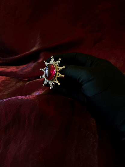 Rajaratna silver brooch