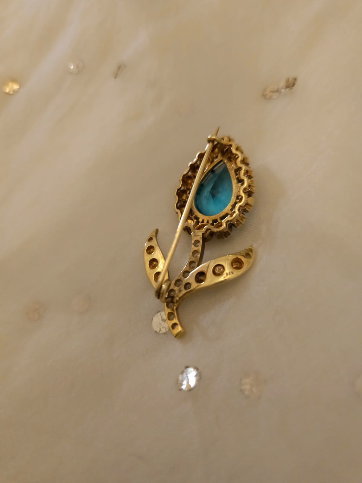 Cyan tamara silver brooch