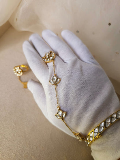 Moh-maya bangle hathphool