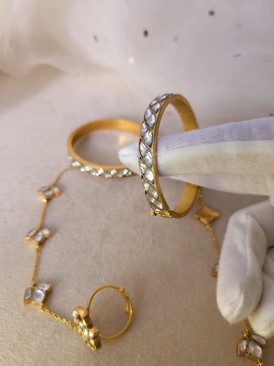 Moh-maya bangle hathphool